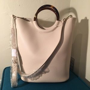 Banana republic cream leather tote bag